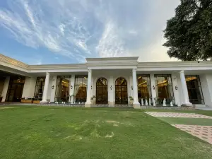 Kingston Resort