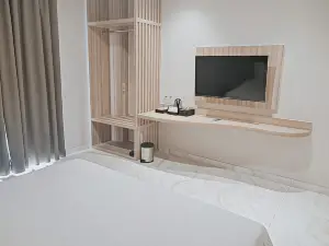 The Icon Hotel