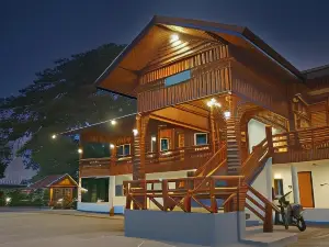 Baan Khue Wieng Resort