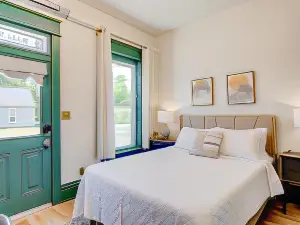 Suite 8 Historic Art City Inn