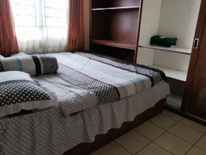 Apartement the Edge by Keys Properti