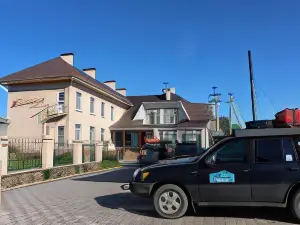 Tagaytay Karakol Hotel