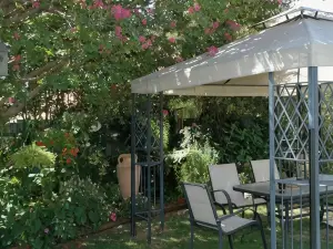 Admurraya House Bed & Breakfast