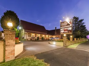 Black Gold Motel
