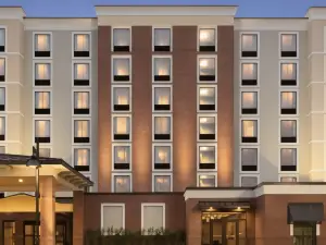 DoubleTree by Hilton Charleston Mount Pleasant