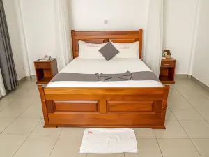 Whirlspring Hotel