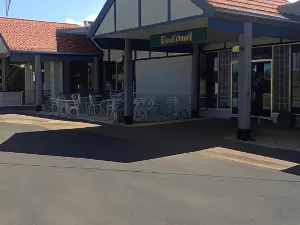 Ship Inn Motel