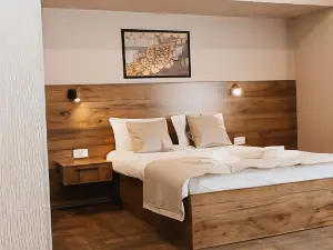 Oblaka Hotel