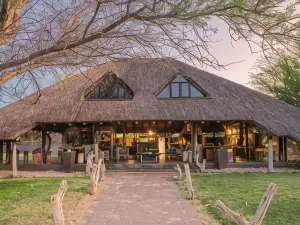 Grasslands Safari Lodge