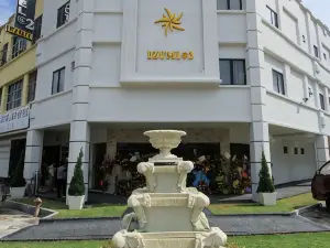 Era Plus Hotel
