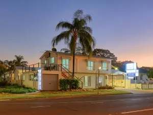 보틀 트리 가든 모텔