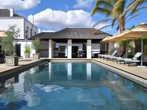 Mont d'Or Swartberg Hotel