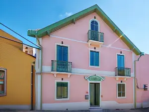 Sintra Green Chalet Bed & Breakfast