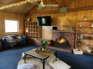 Iluka Retreat Glamping Village & Group Lodge Accommodation