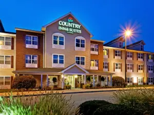 Country Inn & Suites by Radisson, York, PA
