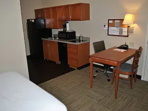 Candlewood Suites Colonial Heights-FT Lee