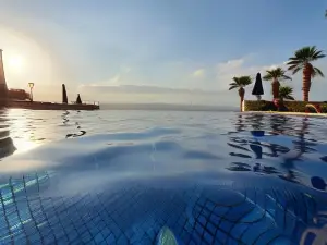 Comfy Stays Sea View Apartments at DeadSea Samarah Resort