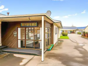 Econo Lodge Canterbury Court Motel