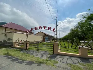 Alp Hotel