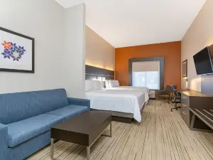 Holiday Inn Express & Suites Silver Springs-Ocala