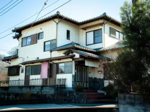 Guest House Nagatoro Nemaki - Hostel