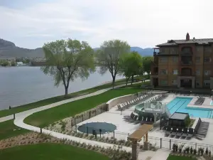 Watermark Beach Resort