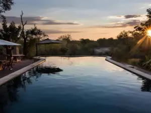 Milima Big 5 Safari Lodge