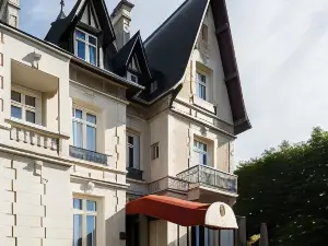 Villa 81