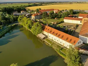 Hotel Čertousy