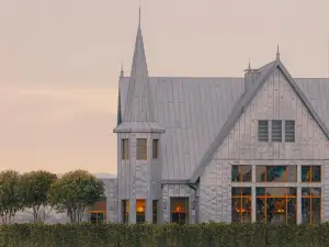 Maison Heler Metz, Curio Collection by Hilton