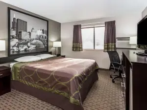 Super 8 by Wyndham Mundelein/Libertyville Area