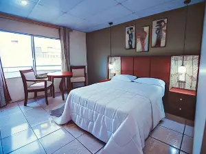 Golden Hotel