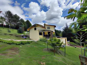 Casa de Campo Vacacional "Tres Soles" en Xico, Veracruz