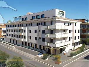 Hotel Airone