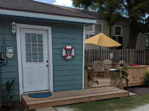 Come Friday Cottages