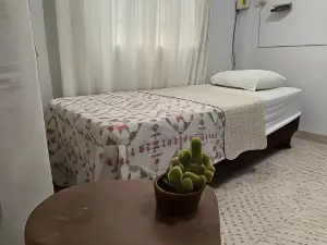 Hostel e Camping da Cris
