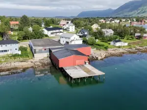 Risøyhamn Kafe