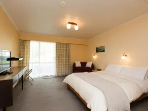 Broadway Lodge Motel