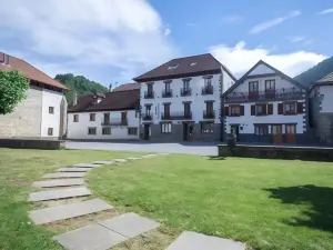 Hotel Rural Auñamendi