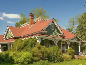 Holly House of Hamilton