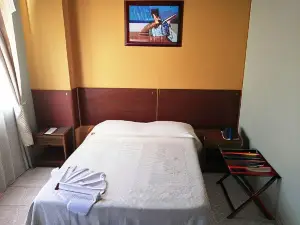 Hotel Marli Plaza