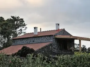 Pico Formoso Vínea Lava Alojamentos Pico