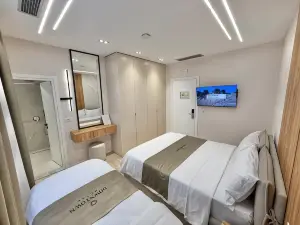 Downtown Hotel