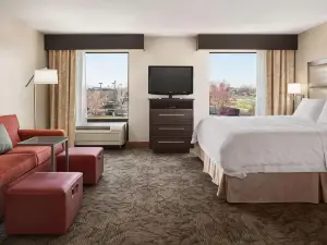 Hampton Inn & Suites Detroit/Sterling Heights