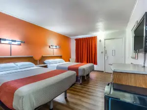 Motel 6 Mount Vernon, IL