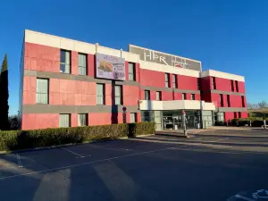 紅橋飯店，卡爾卡松