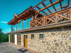 펜지온 쿠즈미노보