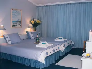 Brightwater Lodge
