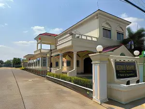 Samrongsen Hotel