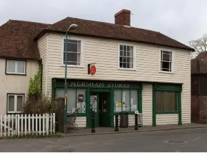 Beautiful renovated cottage inMersham Ashford Kent